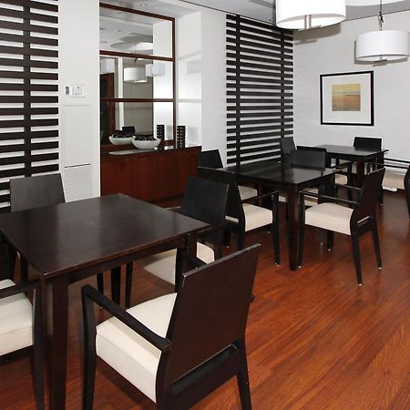 Platinum Suites Furnished Executive Suites Μισισάουγκα Εξωτερικό φωτογραφία