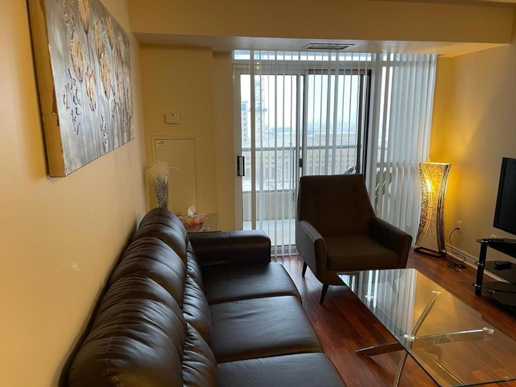 Platinum Suites Furnished Executive Suites Μισισάουγκα Εξωτερικό φωτογραφία