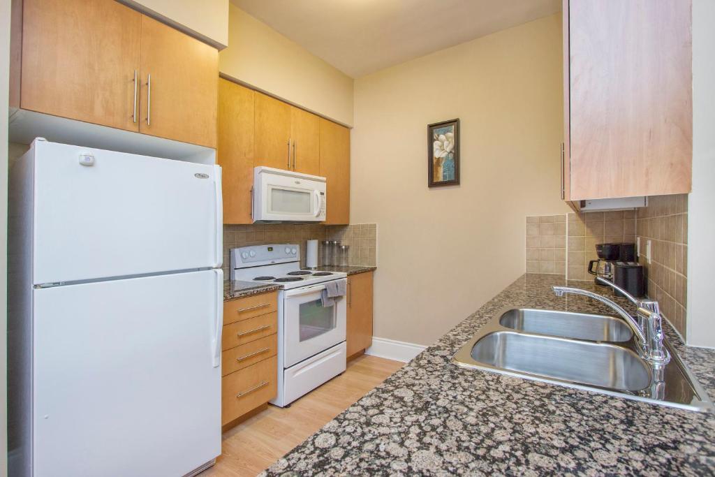 Platinum Suites Furnished Executive Suites Μισισάουγκα Δωμάτιο φωτογραφία