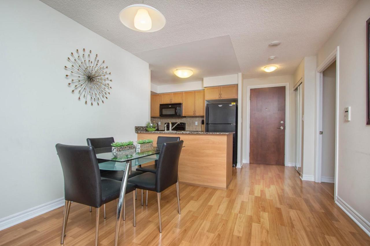 Platinum Suites Furnished Executive Suites Μισισάουγκα Δωμάτιο φωτογραφία